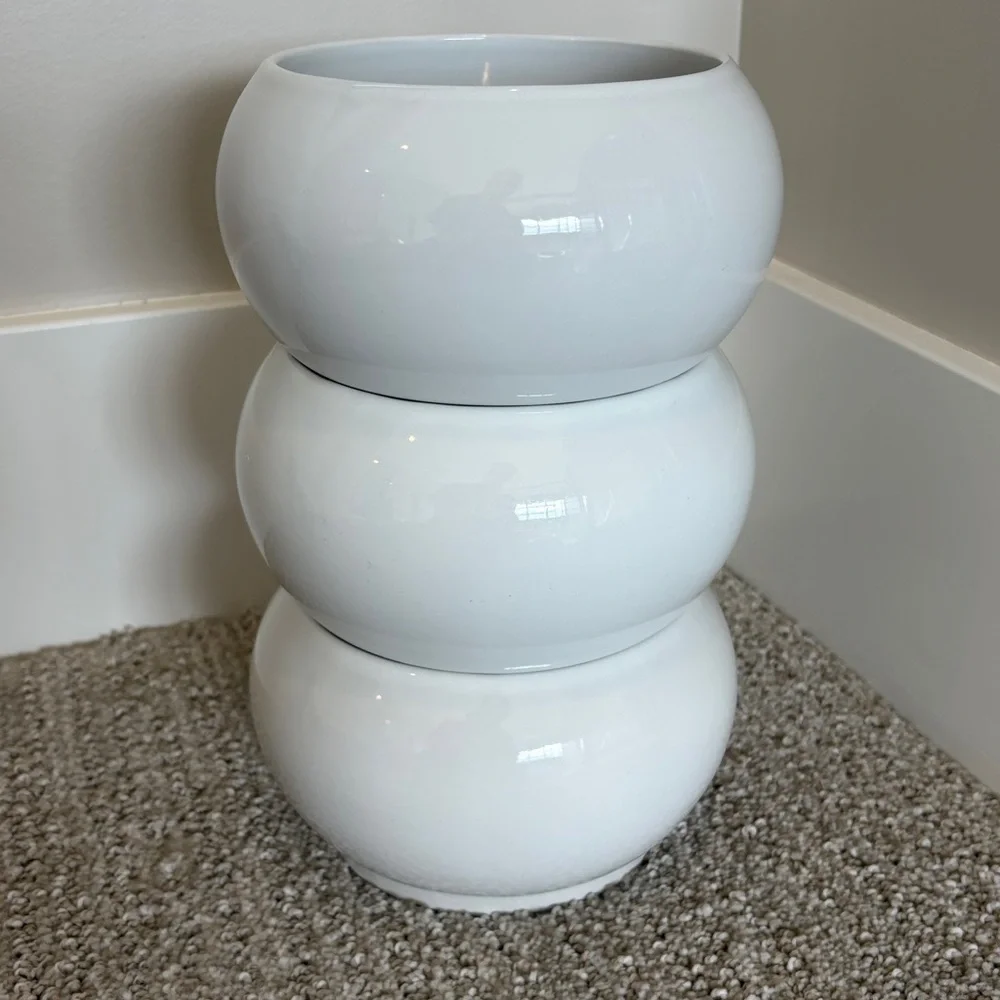 CRATE & BARREL 3PC. SNOWMAN STACKABLE BOWL SET. Great for dips, candy, etc.